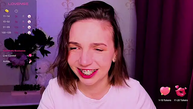 Snapshot of KindHazelHere_ chatting on February 22, 2026, 10:30 pm KindHazelHere online show from February 22, 2026, 10:30 pm