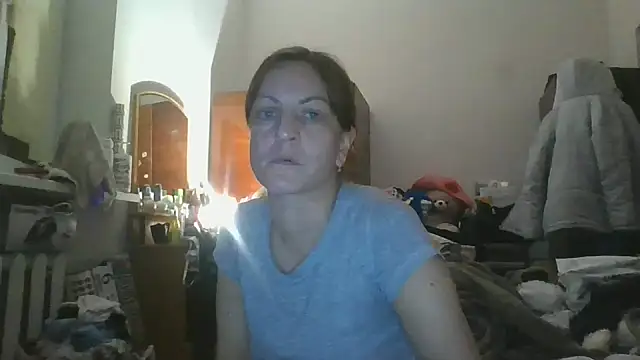 ShawnaAdams online show from November 21, 2025, 5:55 pm