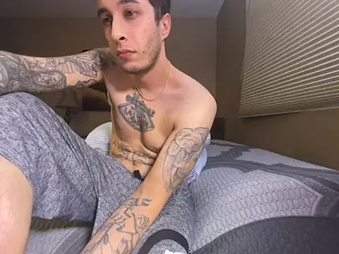 Snapshot of Bwcjoshbanks chatting on October 13, 2025, 5:18 am Bwcjoshbanks online show from October 13, 2025, 5:18 am