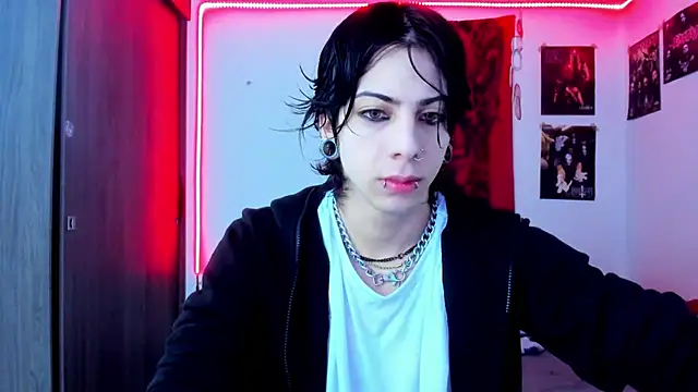 dussk  online show from January 4, 2025, 5:58 am