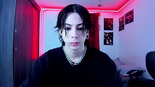 dussk  online show from January 5, 2025, 5:41 am