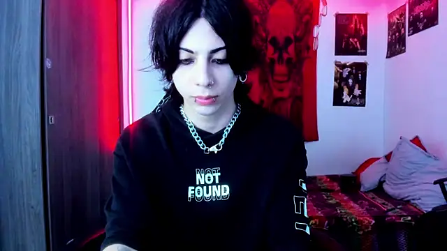 dussk  online show from February 8, 2025, 3:52 am