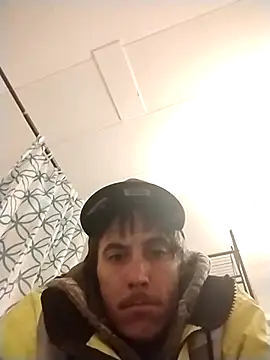 tuRb0420 online show from December 16, 2025, 3:33 am