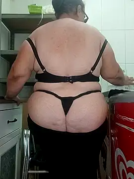 eroticjessitop online show from July 11, 2026, 5:26 pm