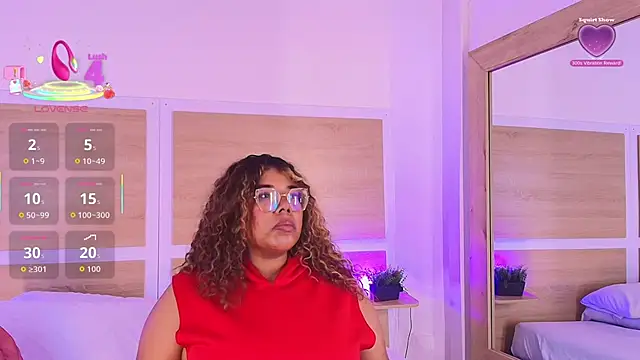 Snapshot of _nickypurple_ chatting on December 1, 2025, 7:08 pm nickypurple online show from December 1, 2025, 7:08 pm