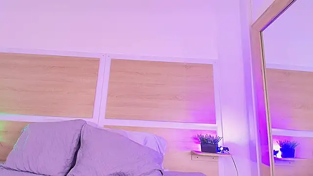  nickypurple  online show from May 16, 2026, 3:00 pm