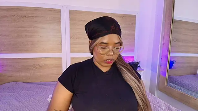  nickypurple  online show from June 27, 2026, 6:46 pm