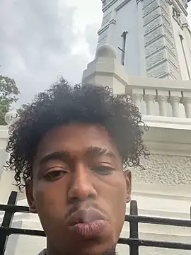 matatanlove online show from February 27, 2025, 10:31 pm