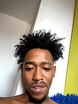 matatanlove online show from October 6, 2025, 5:43 pm