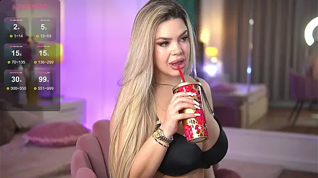 SophieBoobsX online show from March 4, 2025, 6:47 am