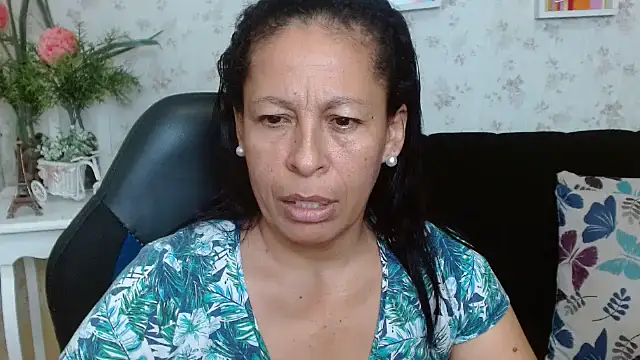 Snapshot of mature_martina chatting on January 31, 2025, 1:54 am mature martina online show from January 31, 2025, 1:54 am