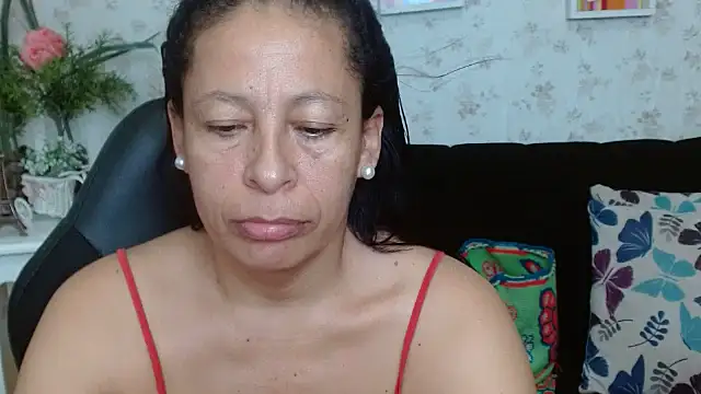 Snapshot of mature_martina chatting on January 31, 2025, 5:19 am mature martina online show from January 31, 2025, 5:19 am