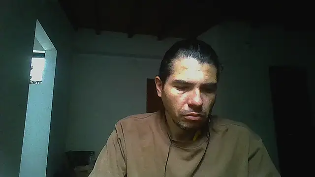 Snapshot of Manguerozotv chatting on April 30, 2026, 2:01 pm Manguerozotv online show from April 30, 2026, 2:01 pm