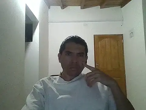 Snapshot of Manguerozotv chatting on May 12, 2026, 9:17 am Manguerozotv online show from May 12, 2026, 9:17 am