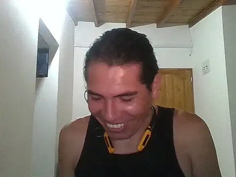 Snapshot of Manguerozotv chatting on May 12, 2026, 11:13 pm Manguerozotv online show from May 12, 2026, 11:13 pm