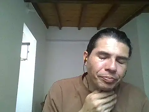 Snapshot of Manguerozotv chatting on May 13, 2026, 9:00 pm Manguerozotv online show from May 13, 2026, 9:00 pm