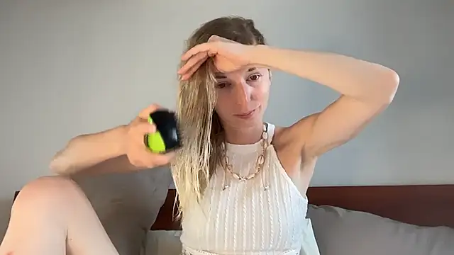 Snapshot of ivankai_ chatting on March 2, 2026, 11:06 am ivankai online show from March 2, 2026, 11:06 am