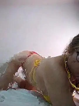 luli222 online show from December 4, 2025, 7:44 pm