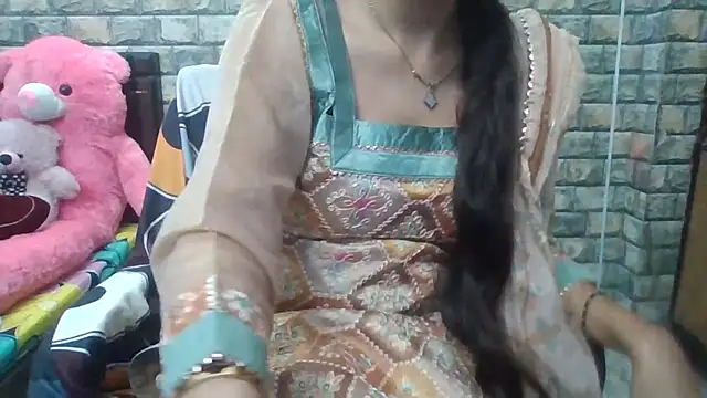 Snapshot of Sexy_iknoor chatting on October 21, 2025, 4:57 am Sexy iknoor online show from October 21, 2025, 4:57 am