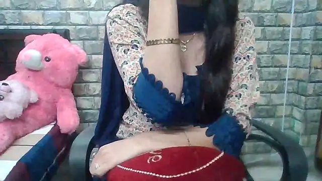 Snapshot of Sexy_iknoor chatting on February 11, 2026, 5:12 am Sexy iknoor online show from February 11, 2026, 5:12 am