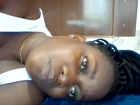 Alessandrajenna online show from April 4, 2026, 7:50 am