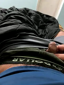 yourheroforfun online show from December 1, 2025, 6:35 pm