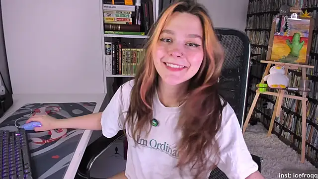 icefroqq online show from June 17, 2026, 7:48 pm