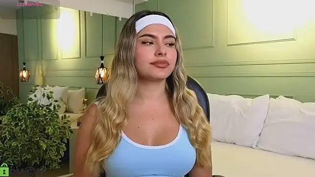 Snapshot of kataliina__ chatting on January 13, 2026, 11:48 am kataliina online show from January 13, 2026, 11:48 am