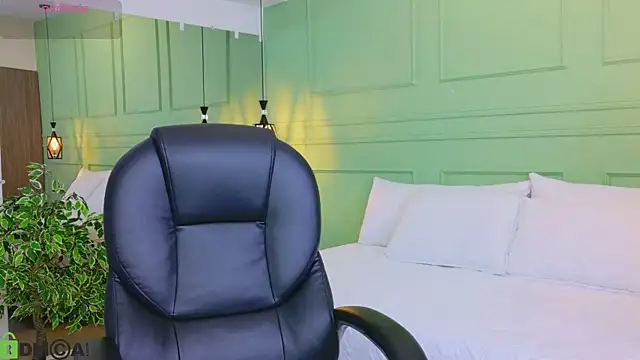 Snapshot of kataliina__ chatting on March 31, 2026, 11:54 am kataliina online show from March 31, 2026, 11:54 am