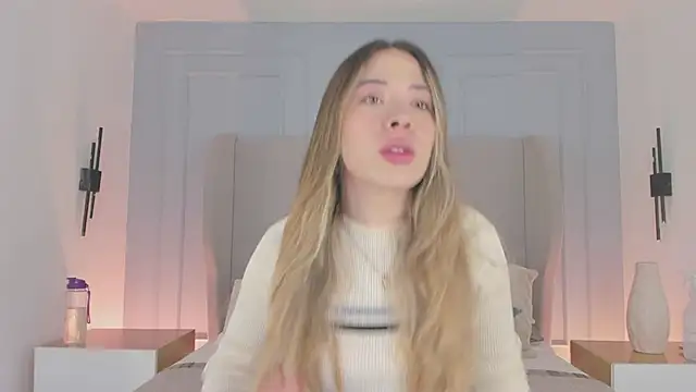 chloe d online show from May 25, 2026, 12:33 pm