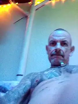 deepstroker42071 online show from December 21, 2025, 10:22 am