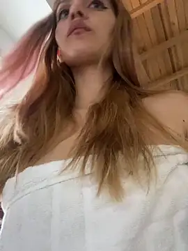 Pretty-10Woman online show from September 28, 2025, 9:20 pm