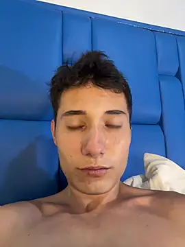 Snapshot of the_littleangel1 chatting on January 16, 2025, 4:39 pm the littleangel1 online show from January 16, 2025, 4:39 pm