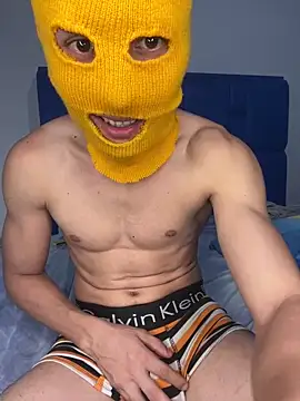 Snapshot of the_littleangel1 chatting on January 18, 2025, 4:15 am the littleangel1 online show from January 18, 2025, 4:15 am