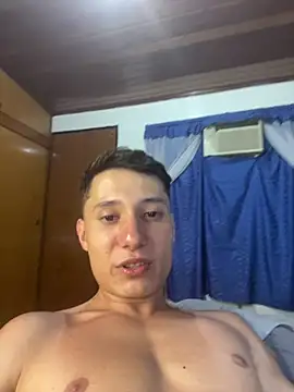 Snapshot of the_littleangel1 chatting on March 6, 2025, 4:30 am the littleangel1 online show from March 6, 2025, 4:30 am