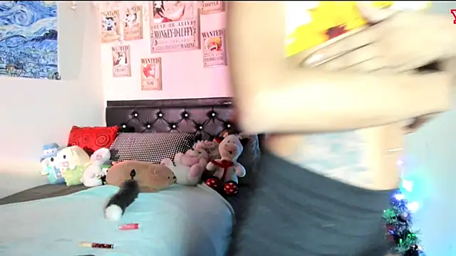 Cristal Jonasxh online show from December 2, 2024, 4:53 am