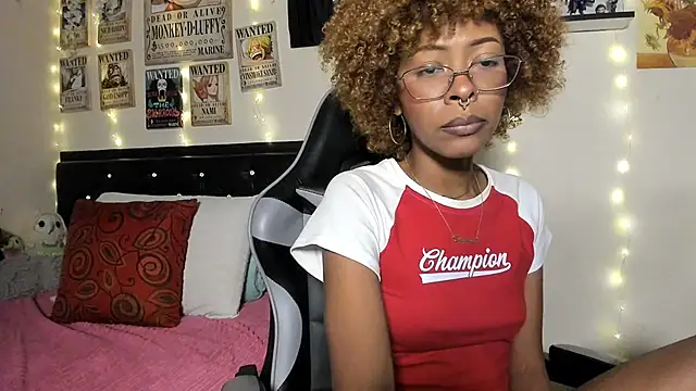 Cristal Jonasxh online show from September 18, 2025, 3:52 am