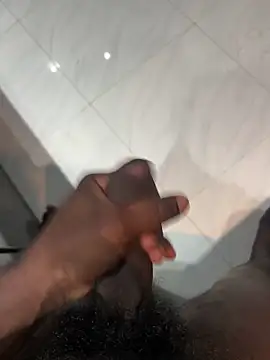 Yurt000 online show from December 1, 2025, 12:54 pm