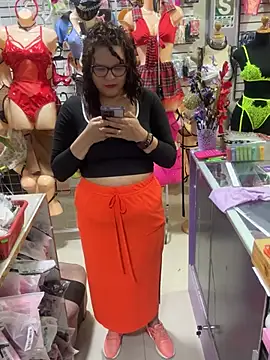 Snapshot of ROSALIALUCY chatting on January 14, 2025, 7:43 pm ROSALIALUCY online show from January 14, 2025, 7:43 pm