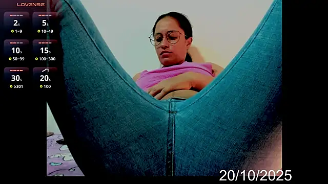 lady hana28 online show from October 20, 2025, 12:05 pm