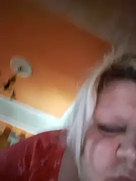 ducicsajsziii online show from November 29, 2025, 2:20 pm