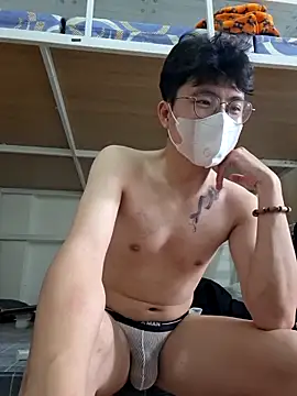 Gwencloudy online show from March 29, 2026, 6:35 am