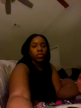 Snapshot of babygirllove8 chatting on September 17, 2025, 11:12 am babygirllove8 online show from September 17, 2025, 11:12 am