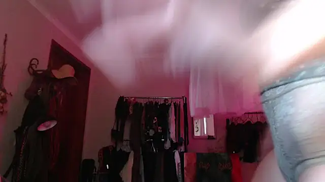 RubyLynxx online show from July 29, 2026, 11:08 am