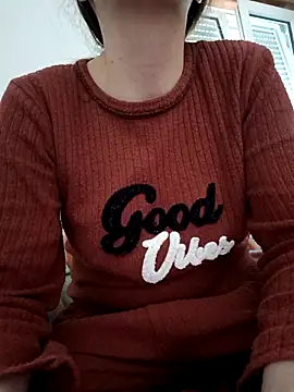 Snapshot of bruna_safadinhaa chatting on March 16, 2026, 3:27 pm bruna safadinhaa online show from March 16, 2026, 3:27 pm