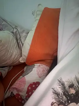 Snapshot of bruna_safadinhaa chatting on April 9, 2026, 4:34 pm bruna safadinhaa online show from April 9, 2026, 4:34 pm