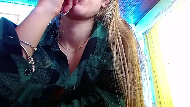 Snapshot of Niky_777 chatting on December 24, 2024, 6:17 pm Niky 777 online show from December 24, 2024, 6:17 pm