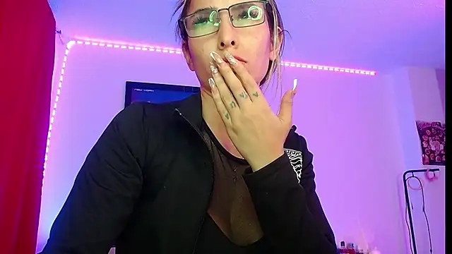 Snapshot of Niky_777 chatting on September 13, 2025, 11:48 pm Niky 777 online show from September 13, 2025, 11:48 pm