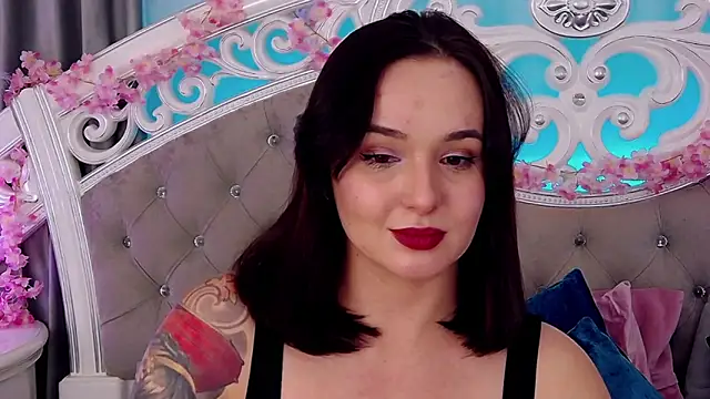 Snapshot of MeIisaLove chatting on February 26, 2026, 7:24 pm MeIisaLove online show from February 26, 2026, 7:24 pm