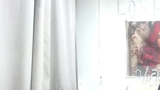 Snapshot of Victoria_meester chatting on February 12, 2026, 11:00 pm Victoria meester online show from February 12, 2026, 11:00 pm